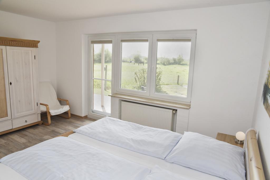 Reiterhof Gruendeich Apartment Holtgast Екстериор снимка